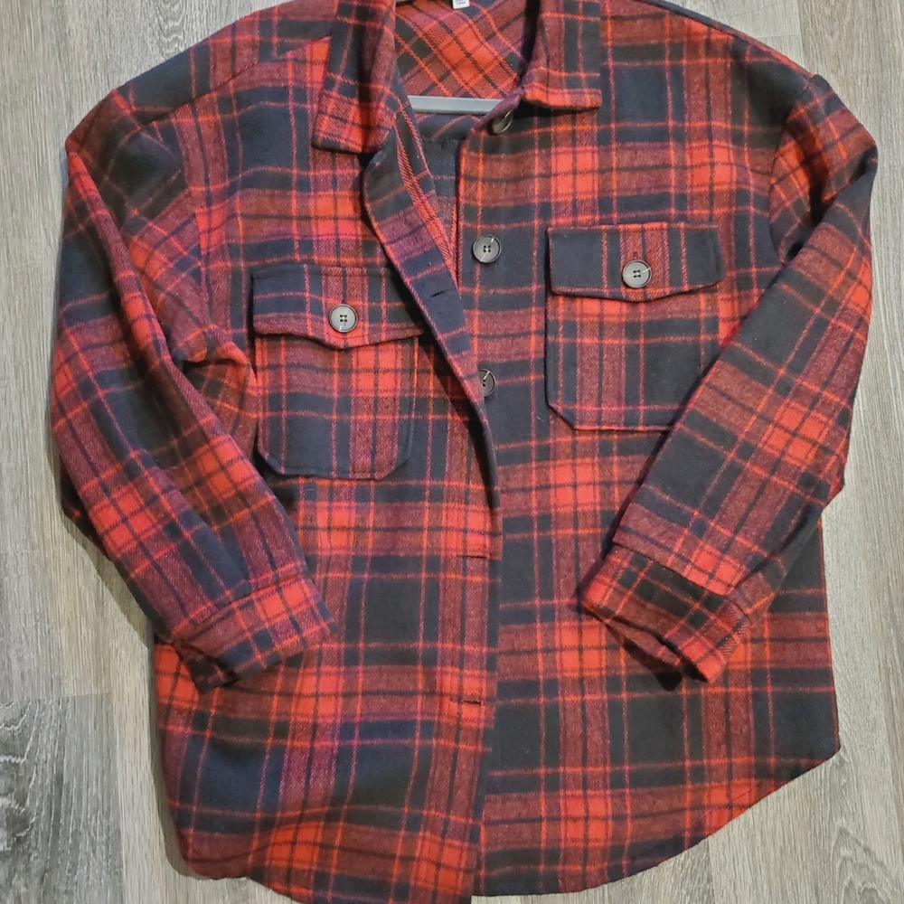*Sold* Urban Daizy Plaid Button-up